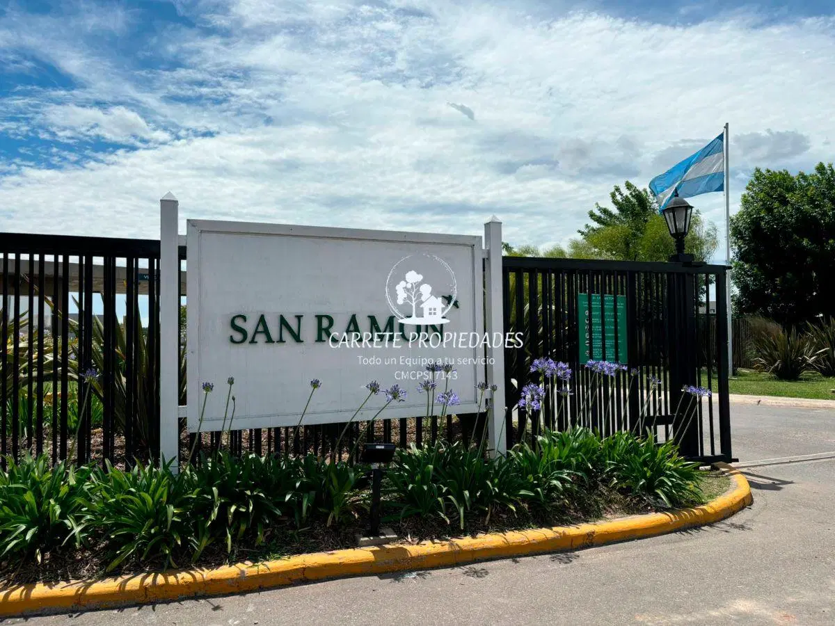 Casa en Venta 4 ambientes y pileta amplio jardín. Barrio San Ramón. Pilar. 2
