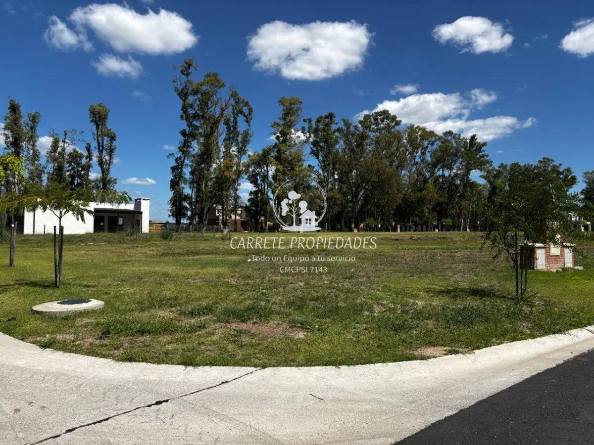 Oportunidad!! Lote interno en esquina con fondo a verde en Venta. Barrio Santa Sofia. Pilar 3