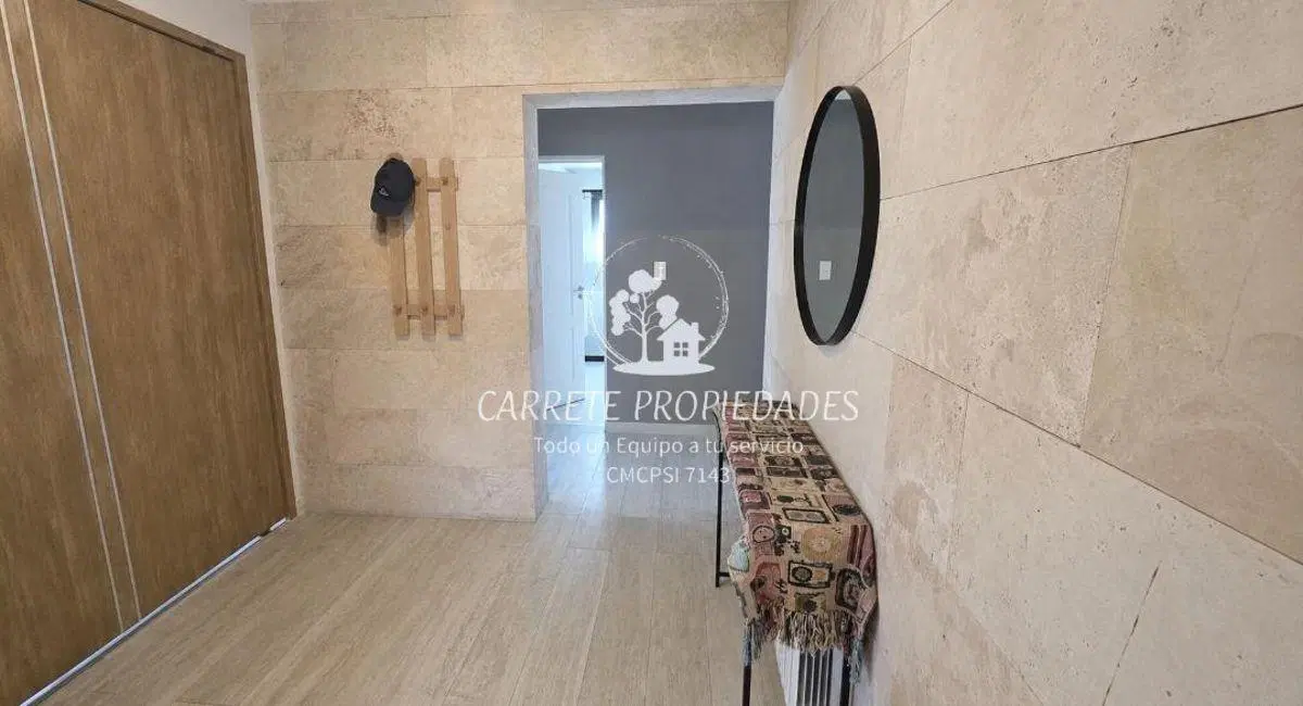 Casa en Venta de 5 ambientes y pileta fondo a verde. Barrio Santa Lucía. Pilar del Este 5