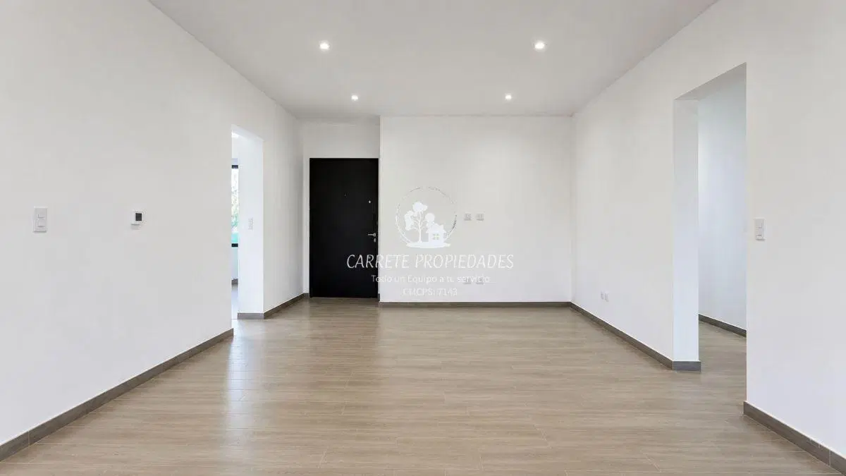 Casa en venta a estrenar de 5 ambientes con Fondo a verde. Barrio Santa Sofia. Pilar del Este 3