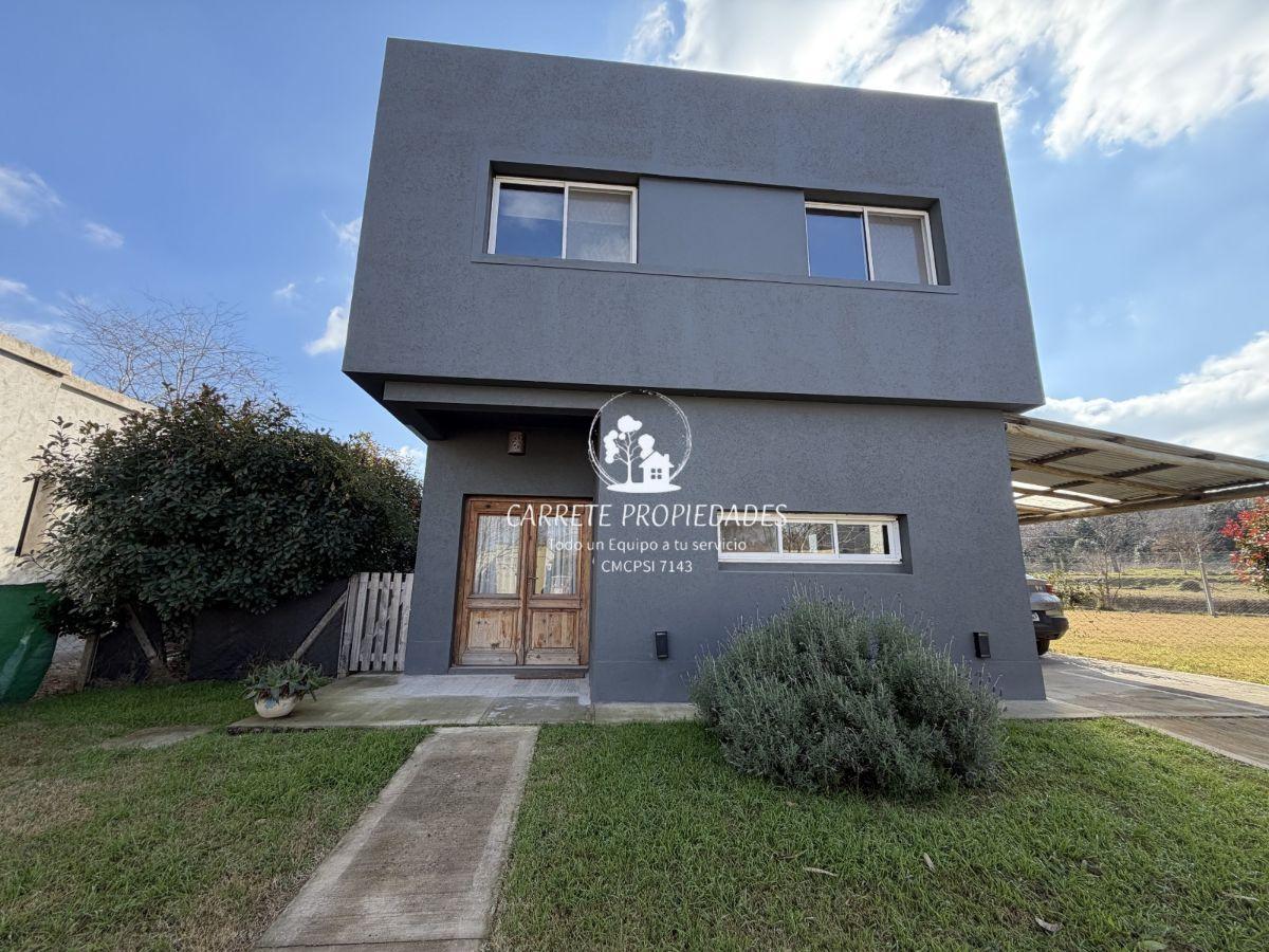 Foto de Hermosa Casa en venta de 5 ambientes y pileta. Barrio Santa Guadalupe, imagen 4