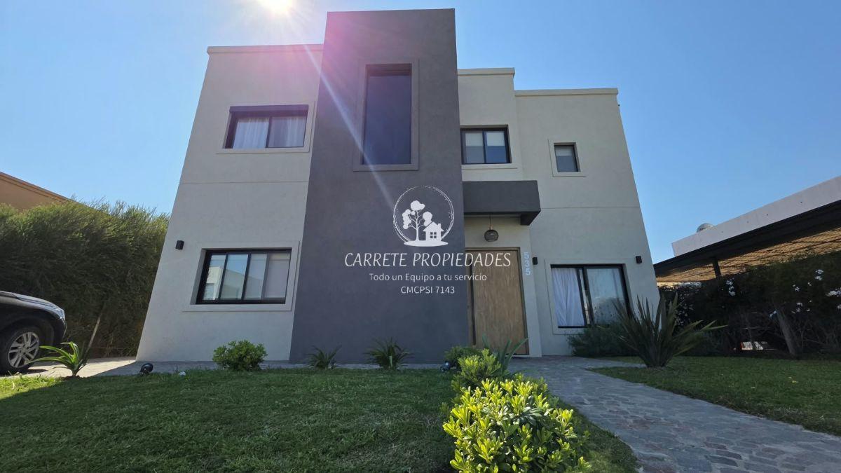 Foto de Casa Premium en Venta de 6 ambientes con lote a fondo de reserva, imagen 1