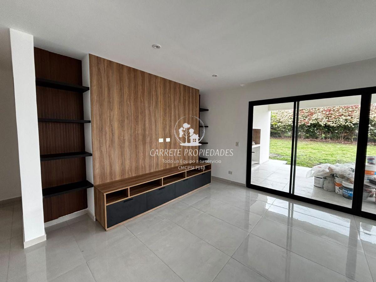 Foto de Casa Moderna en Venta estilo moderno de 4 ambientes lote interno, imagen 4