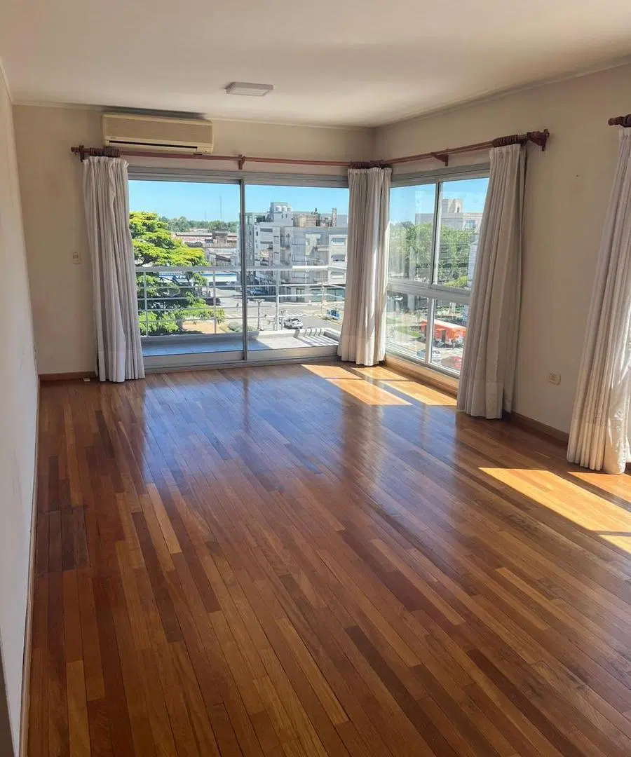 Departamento en pleno centro Azuleño 1