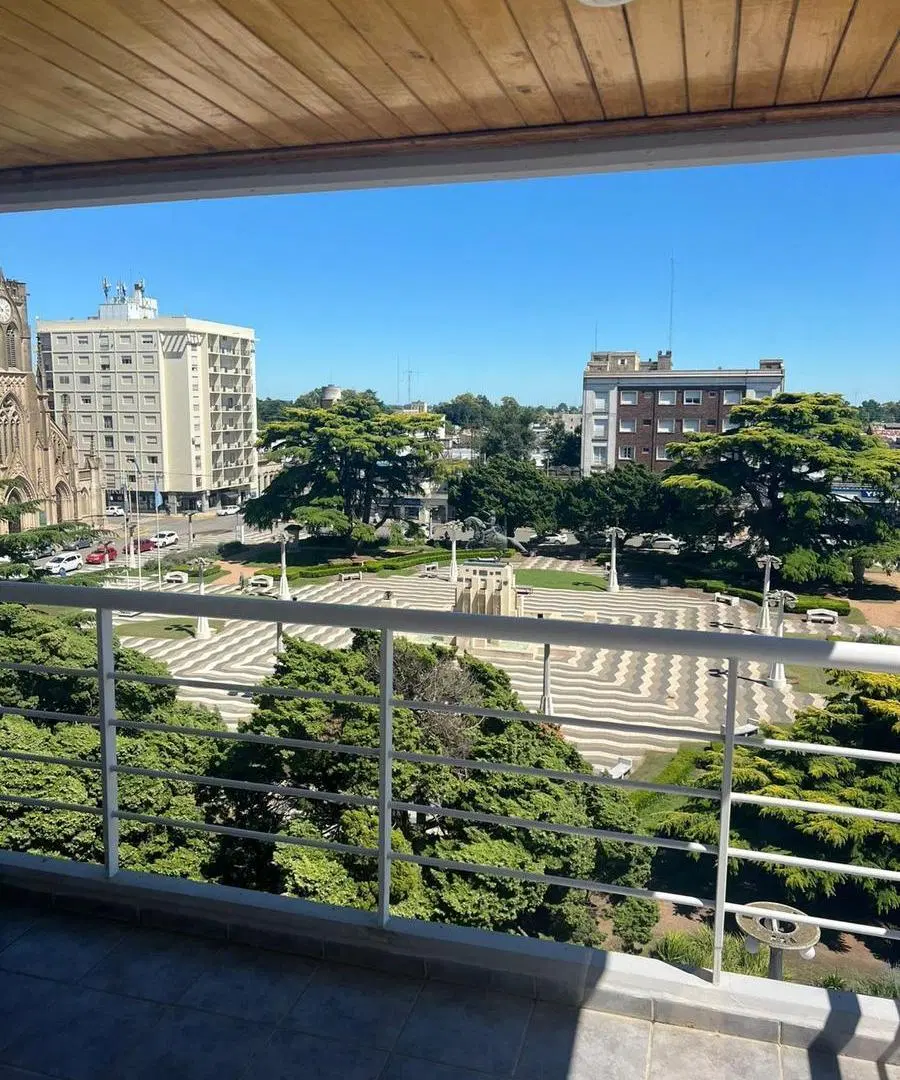 Departamento en pleno centro Azuleño 4