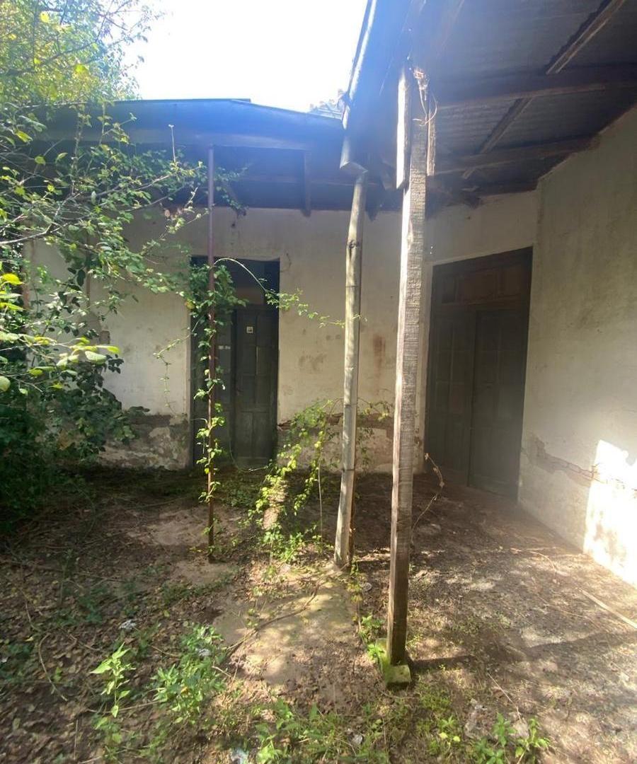 Foto de Dos casas en venta con terreno a refaccionar, imagen 2