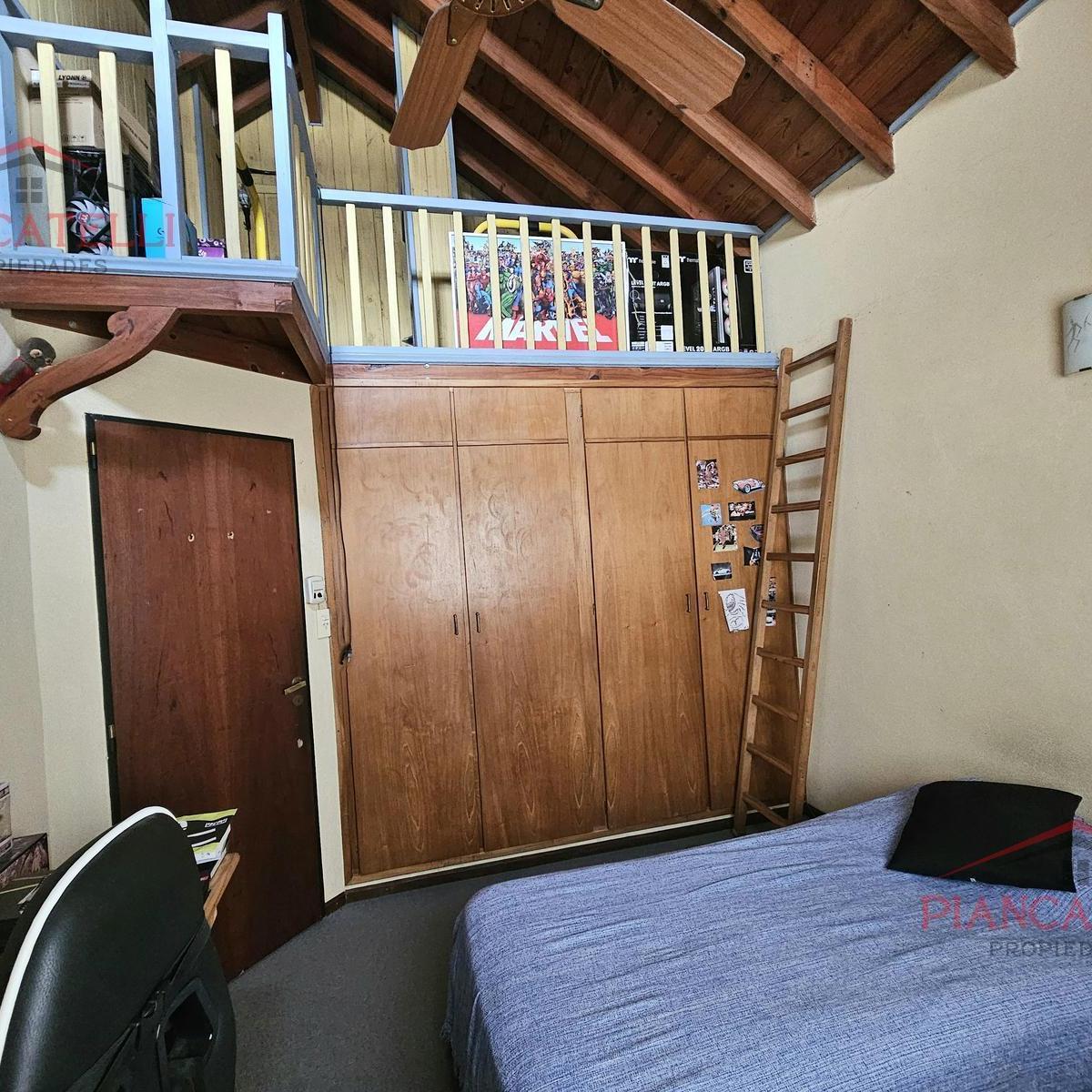 Venta de Casa en Country Banco Provincia con 4 Dorm. 2