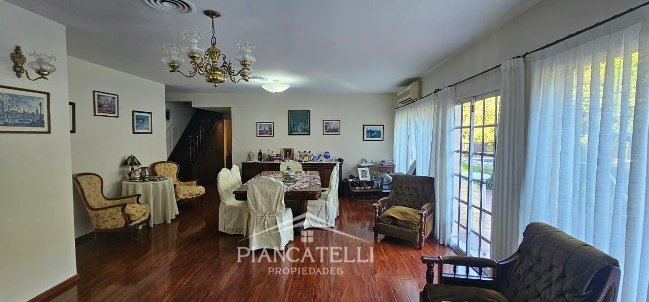 Foto de Casa en Venta con 4 ambientes en San Diego, imagen 3