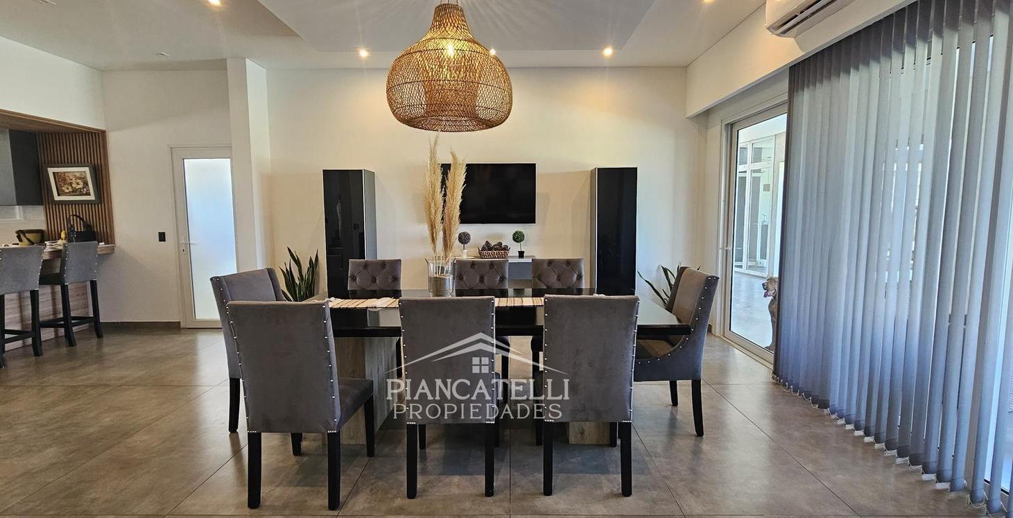 Foto de Casa en venta con 7 ambientes en suite en Terravista, imagen 5