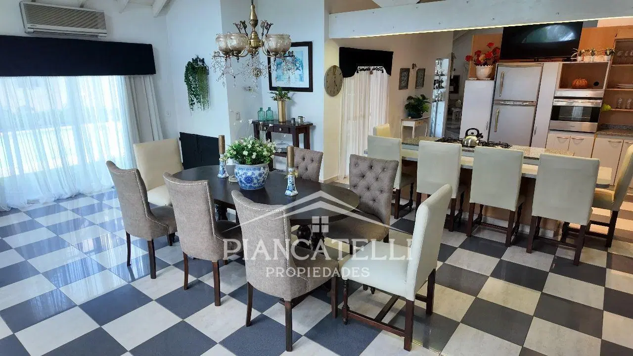 Casa en venta con 6 ambientes en Country San Diego 4