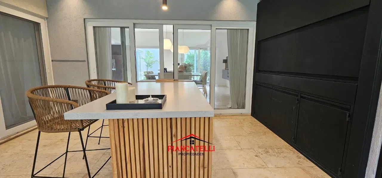VENTA DE CASA EN SAN DIEGO COUNTRY CLUB CON 7 HABITACIONES 4