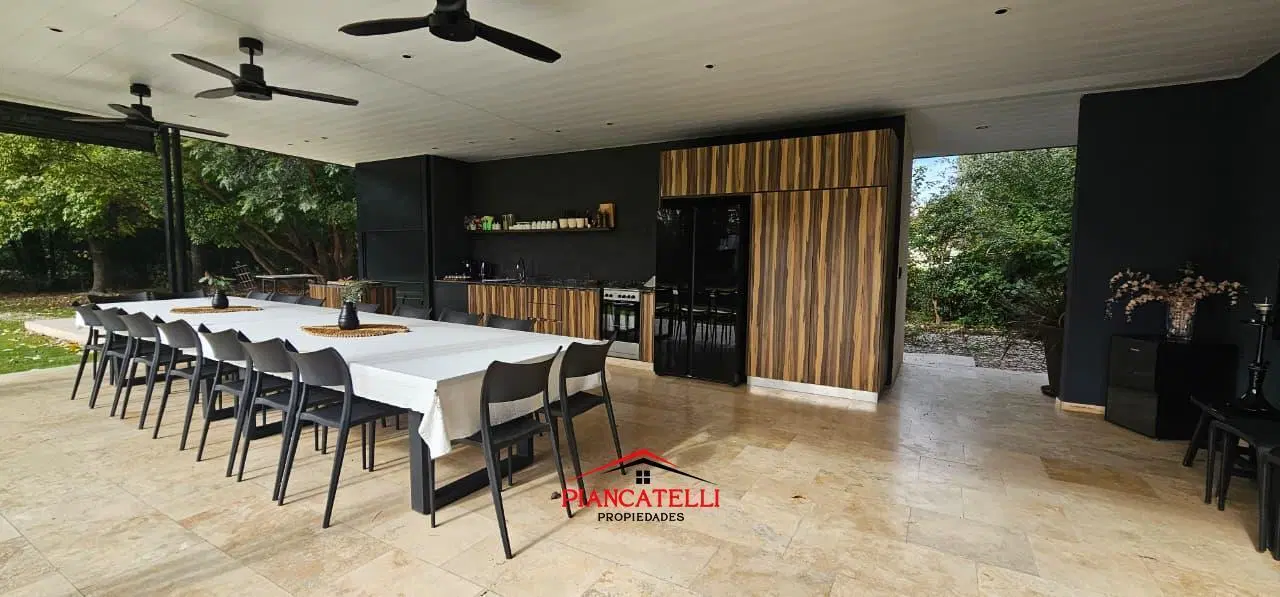 VENTA DE CASA EN SAN DIEGO COUNTRY CLUB CON 7 HABITACIONES 5