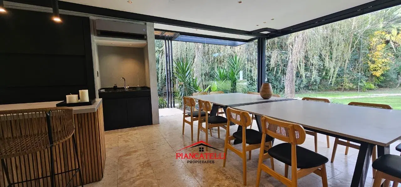 VENTA DE CASA EN SAN DIEGO COUNTRY CLUB CON 7 HABITACIONES 2