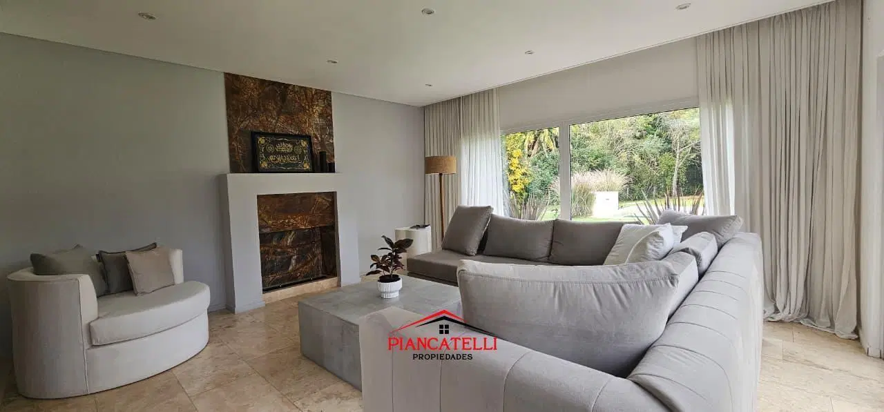 VENTA DE CASA EN SAN DIEGO COUNTRY CLUB CON 7 HABITACIONES 3