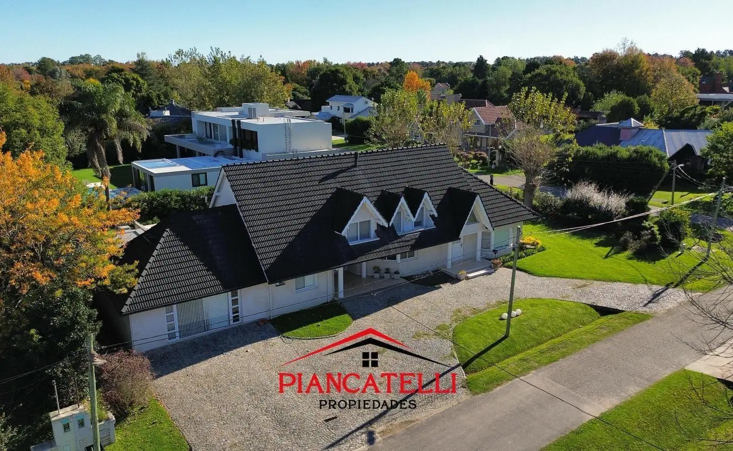 VENTA DE CASA 4 AMBIENTES EN SAN DIEGO MORENO 5
