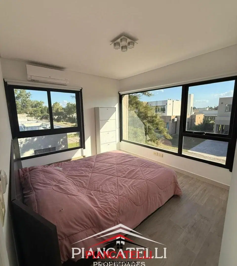 CASA EN VENTA EN SOLAR DE ALVAREZ 2