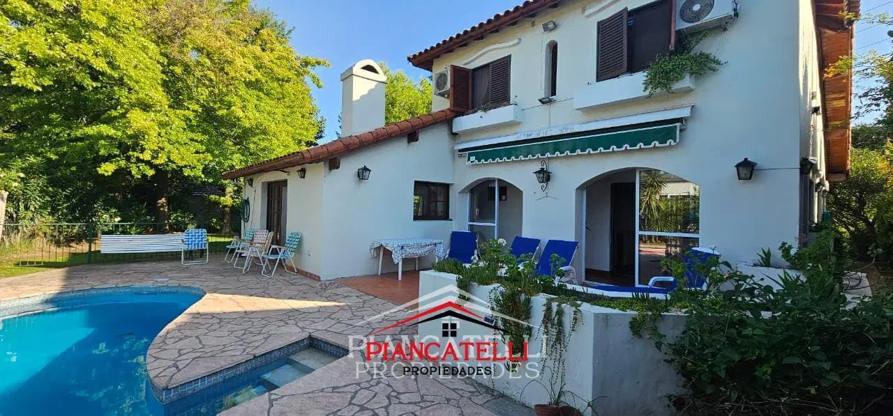 CASA EN VENTA EN BANCO PROVINCIA CON 3 AMBIENTES 8