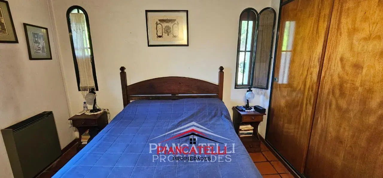 CASA EN VENTA EN BANCO PROVINCIA CON 3 AMBIENTES 8