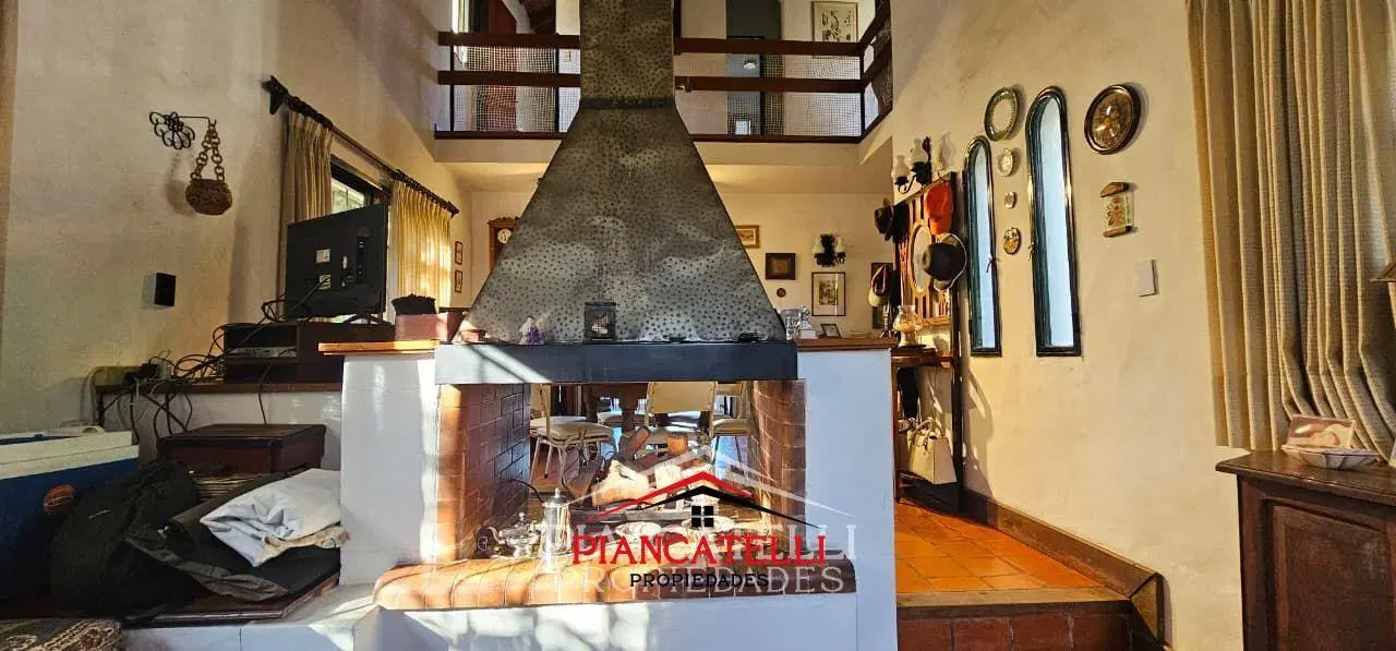 Casa en venta con 3 ambientes en Banco Provincia 5