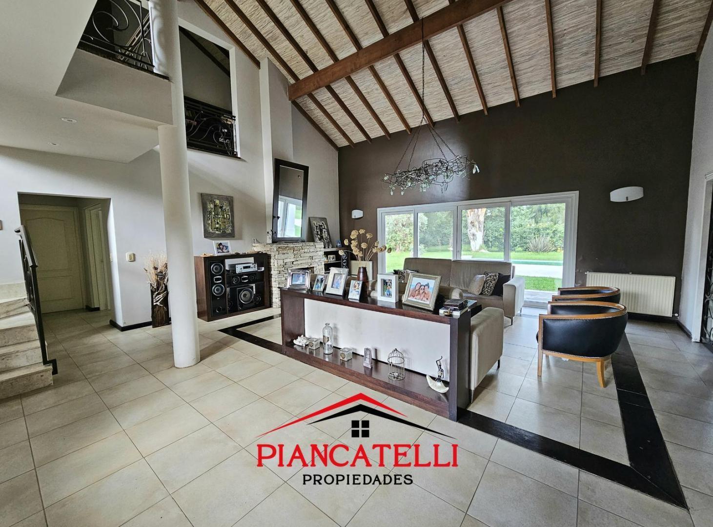 Foto de Venta de Casa en San Diego con 6 ambientes, imagen 2