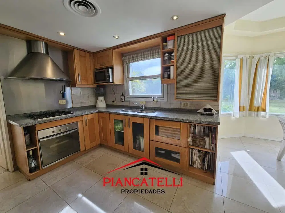 CASA EN VENTA 5 AMBIENTES COUNTRY CLUB SAN DIEGO 2