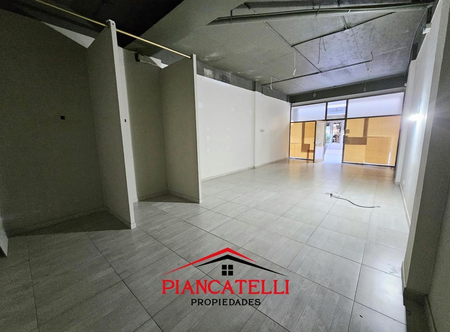 Foto de LOCAL EN VENTA EN PARQUE LELOIR SOBRE AVENIDA MARTIN FIERRO, imagen 5