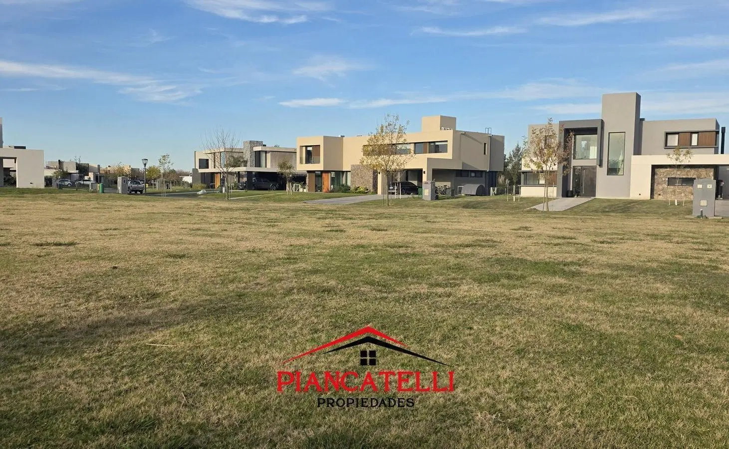 LOTE EN VENTA EN TERRAVISTA 1