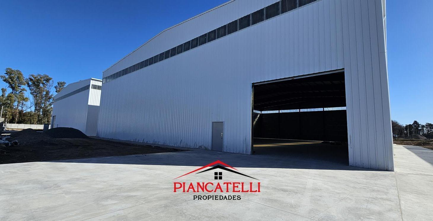 Foto de VENTA Y ALQUILER de 2 naves industriales premium dentro del Parque, imagen 2