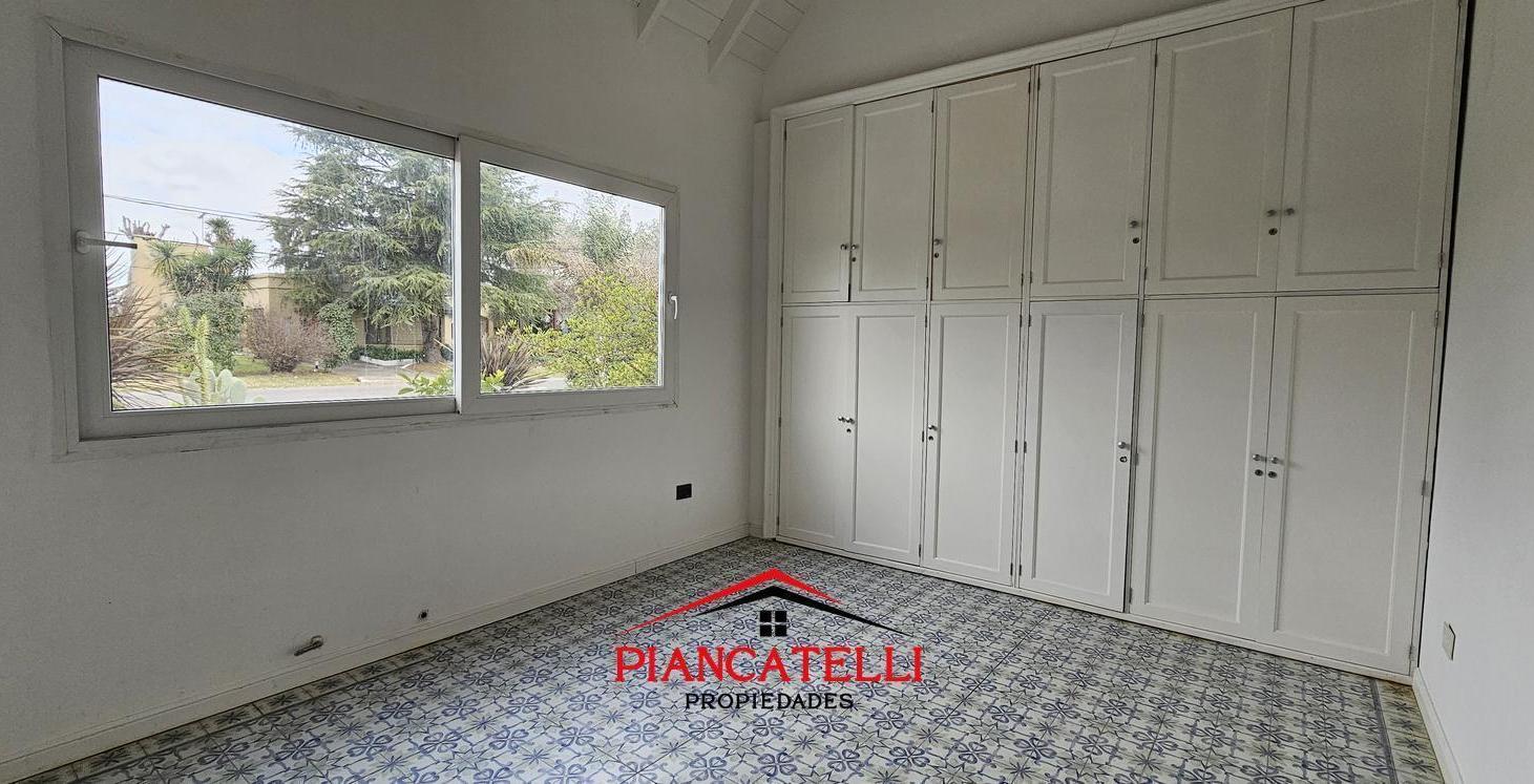 Foto de Casa en Venta 6 ambientes, una planta a estrenar, en Banco Provincia Country Club, imagen 2