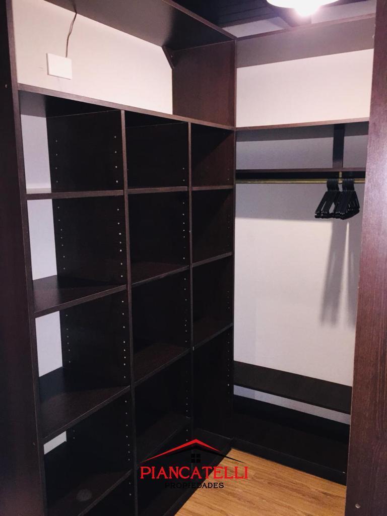 Foto de CASA EN VENTA Y ALQUILER CON 5 AMBIENTES EN BANCO PROVINCIA, imagen 4