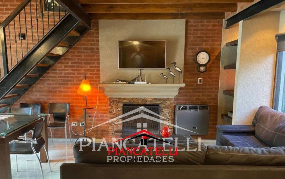 Foto de CASA EN VENTA Y ALQUILER CON 5 AMBIENTES EN BANCO PROVINCIA, imagen 2