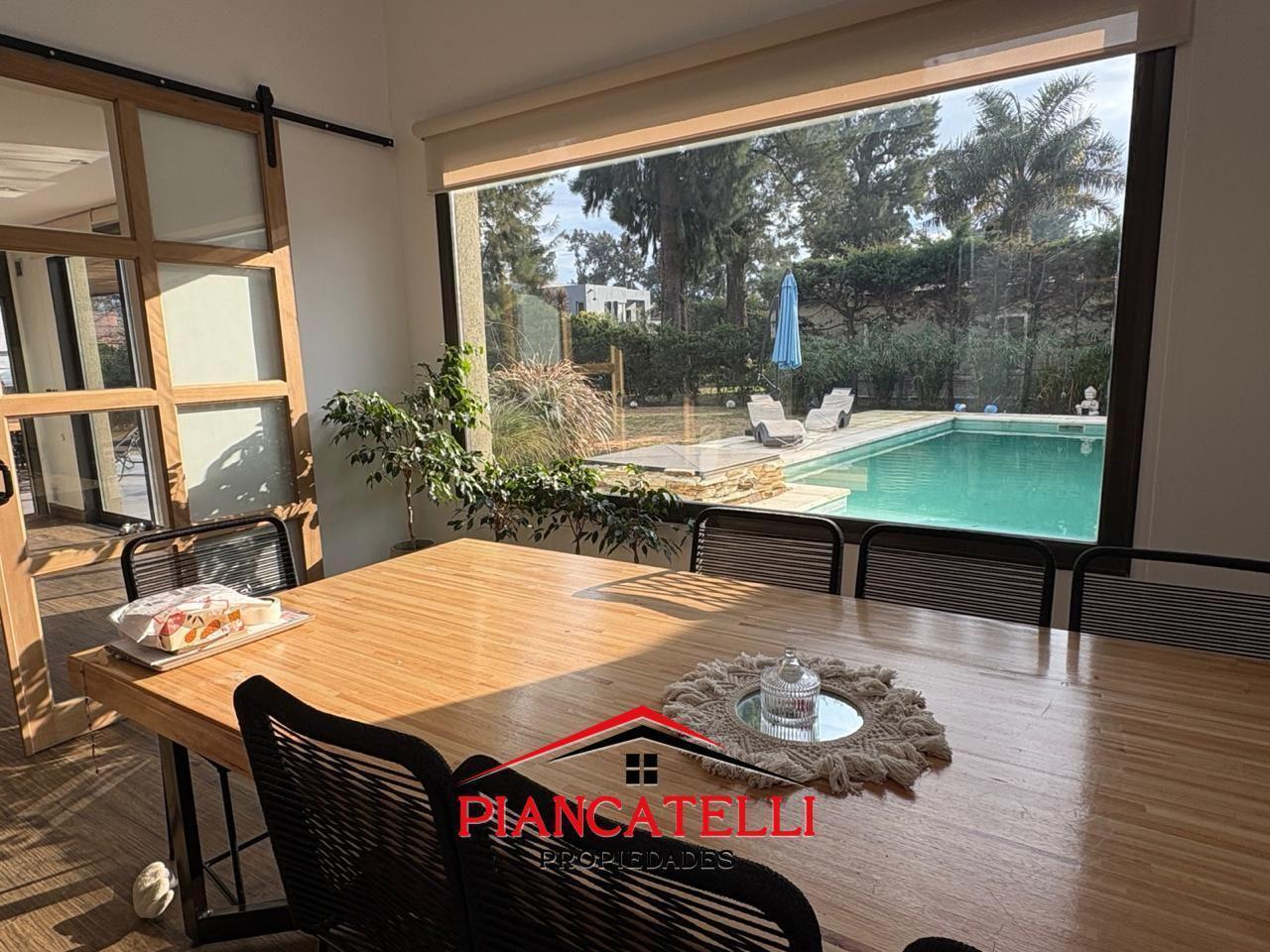 Foto de Casa en venta con 4 ambientes en Barrio La Cesarina, imagen 3