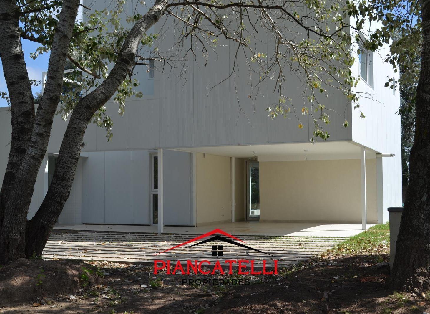 Foto de CASA EN VENTA 6 AMBIENTES, EN LOMAS DE SAN ANTONIO, LUJAN, imagen 3