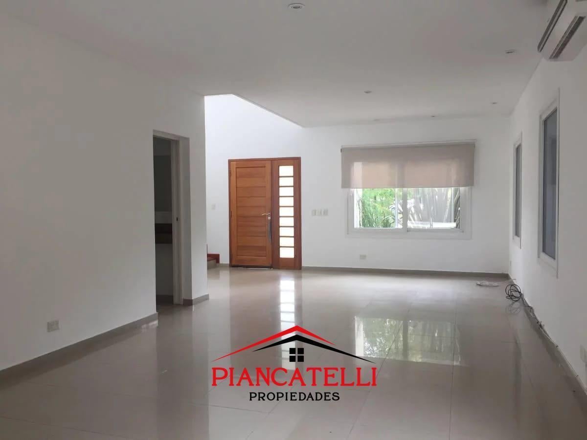 Foto de Casa en Banco Provincia De Bs. As., imagen 2