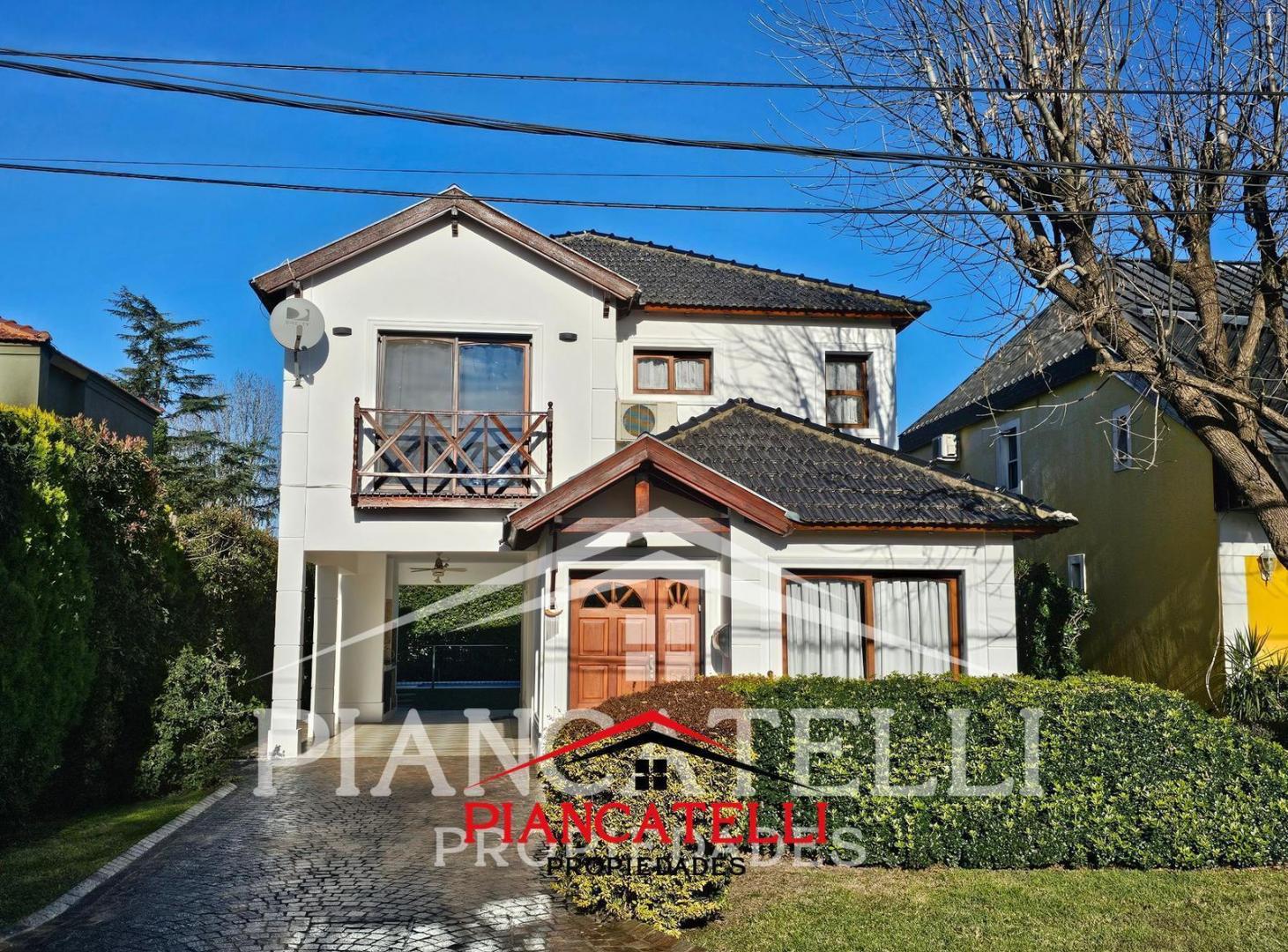 Foto de Casa en Venta en Banco Provincia. 360 M2, imagen 4