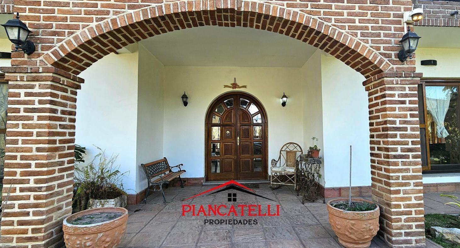 Foto de Casa en Venta en Country Banco Provincia, imagen 3