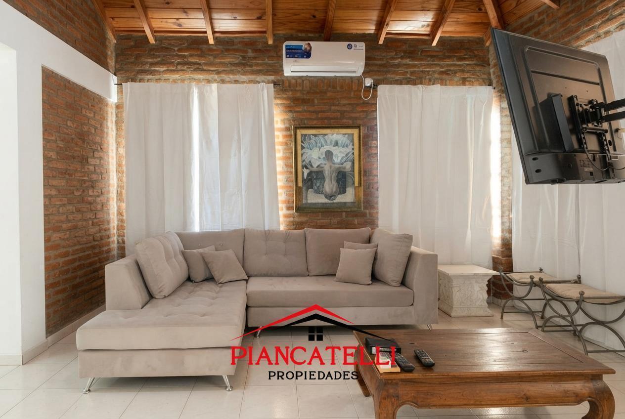 Casa en Alquiler TEMPORAL con 4 ambientes en Banco Provincia Country Club