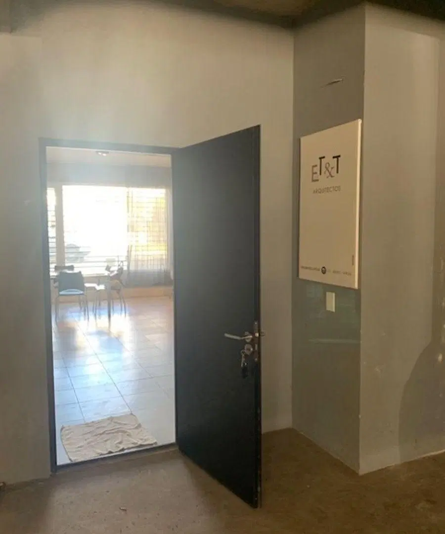 oficina en alquiler en planta baja, en moderno complejo - Beccar 5