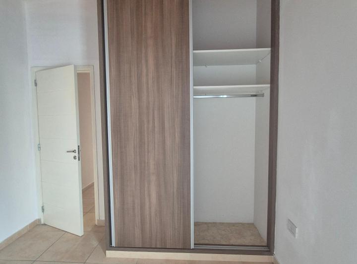 Departamento 1° Piso , 2 dormitorios, Cocina-comedor y Cochera 4