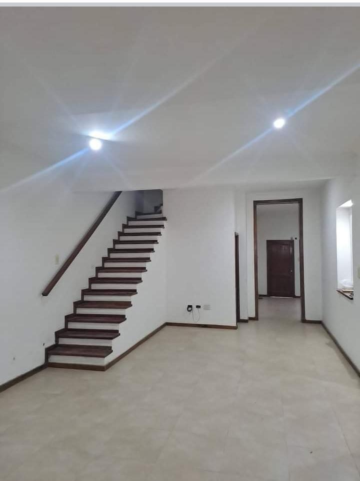 Hermosa Casa en Barrio Sur 5