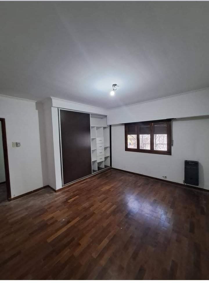 Hermosa Casa en Barrio Sur 2