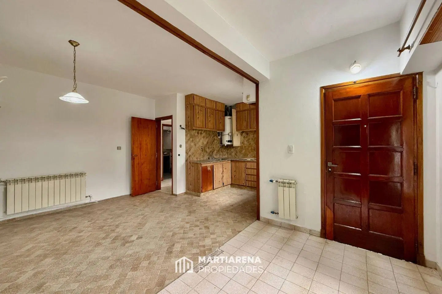 Casa 6 ambientes 4 dormitorios. | Calabria al 6900 1