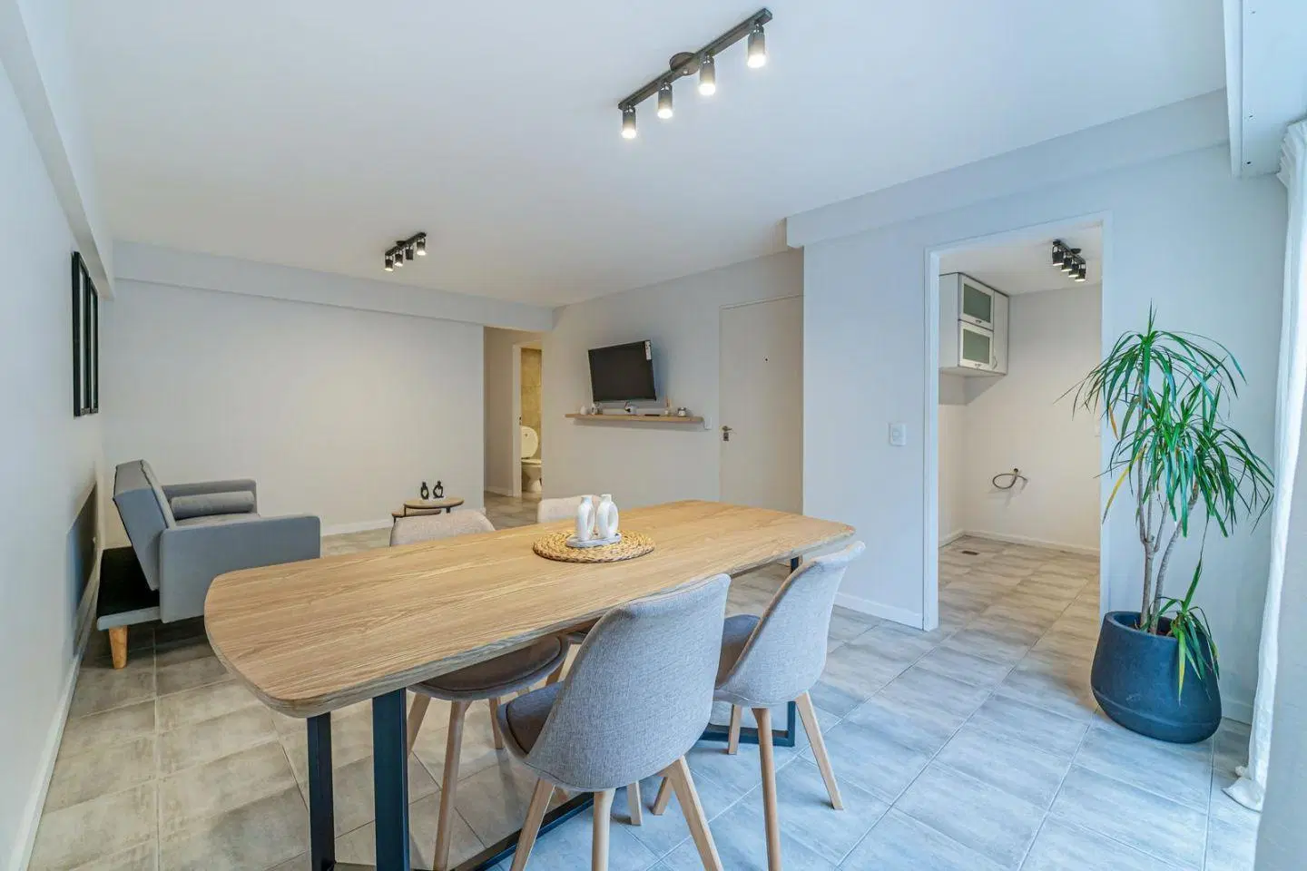 Departamento 3 ambientes. | almirante brown al 1500 2
