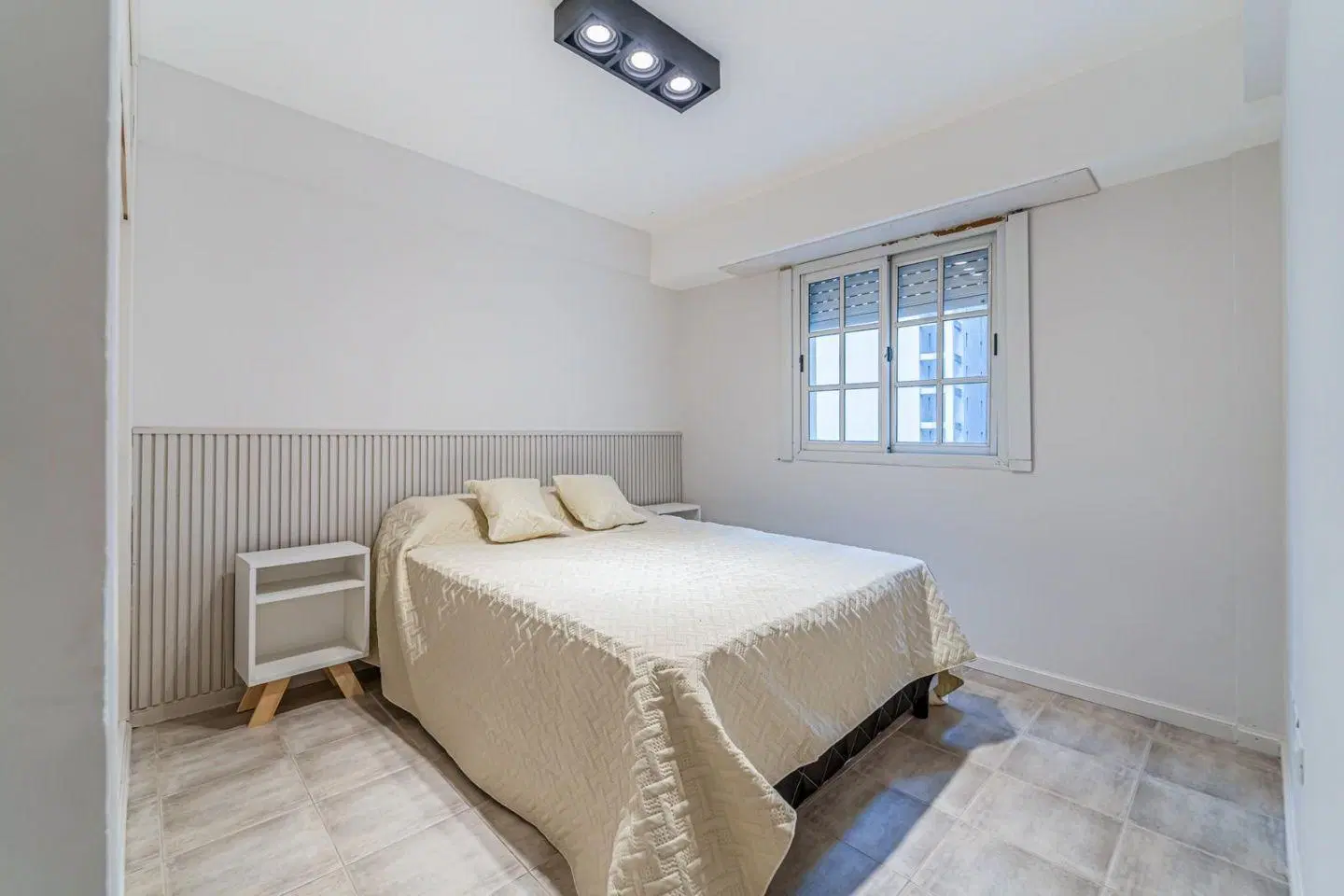 Departamento 3 ambientes. | almirante brown al 1500 4
