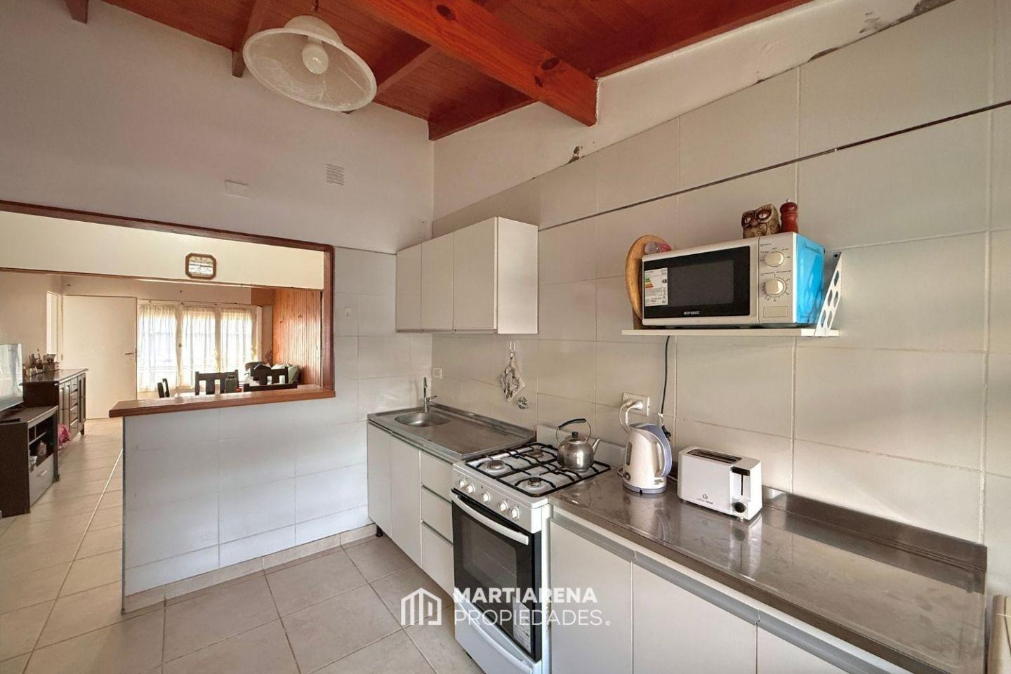 Foto de Casa 4 ambientes 0 dormitorios. | AZCUENAGA al 2800, imagen 1