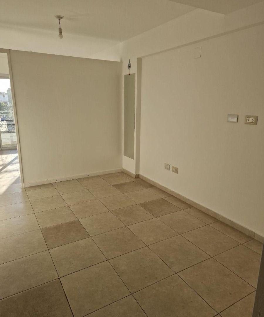 Foto de Alquiler Depto 1 Dorm - Alto Alberdi, imagen 3