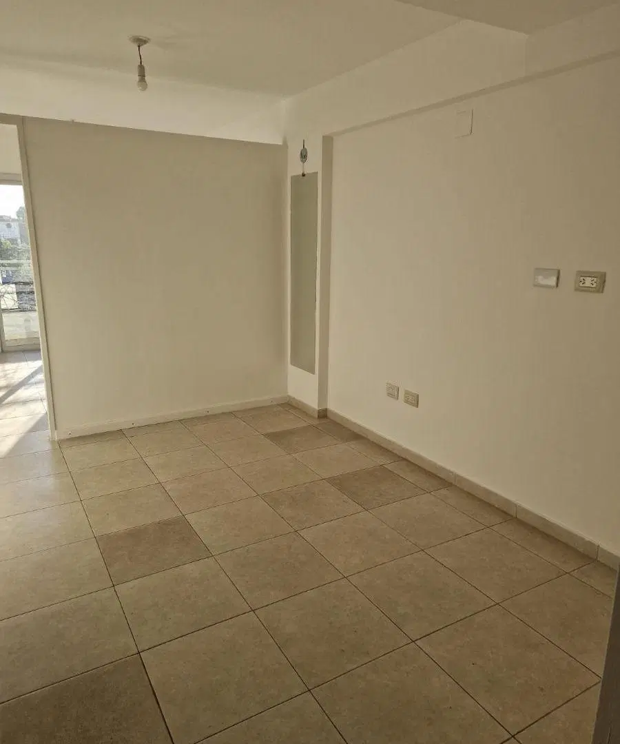 Alquiler Depto 1 Dorm Alto Alberdi 3