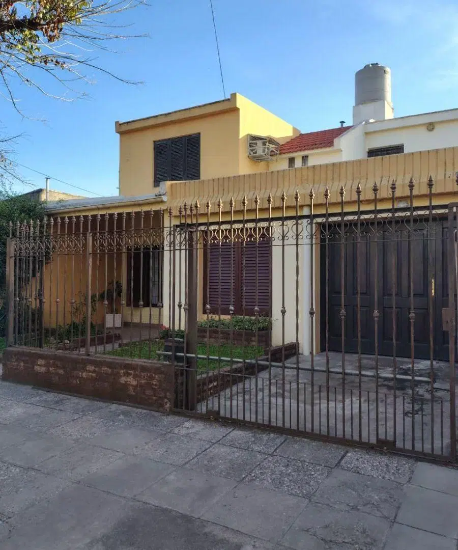 Venta Casa 4 dorm Bº Matienzo 4