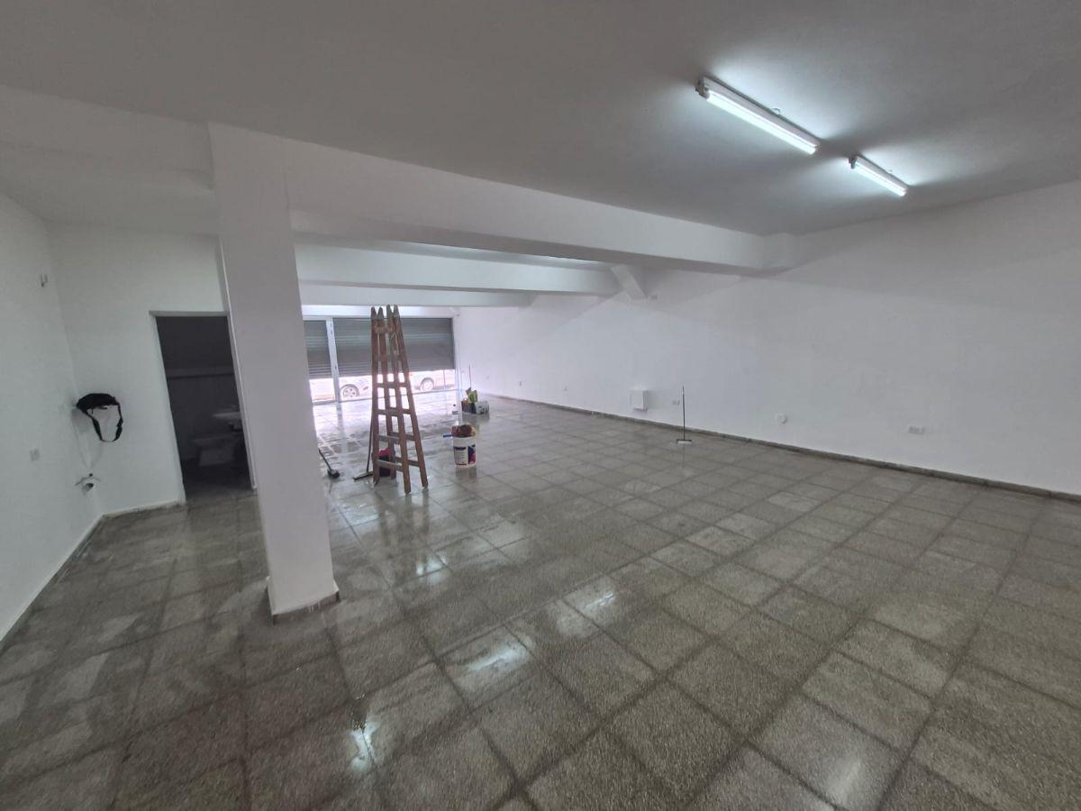 Foto de ALQUILER LOCAL COMERCIAL - CENTRO - RIO II, imagen 4