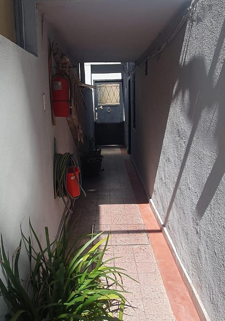Foto de PH 3 AMB SIN EXPENSAS MUY TRANQUILO ACOGEDOR Y SILENCIOSO, imagen 3